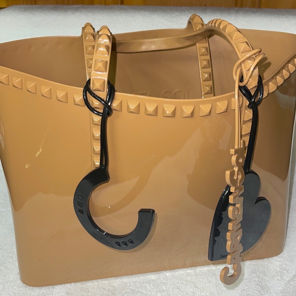 Carmen Sol Angelica Large Tote in Nude with 3 tags